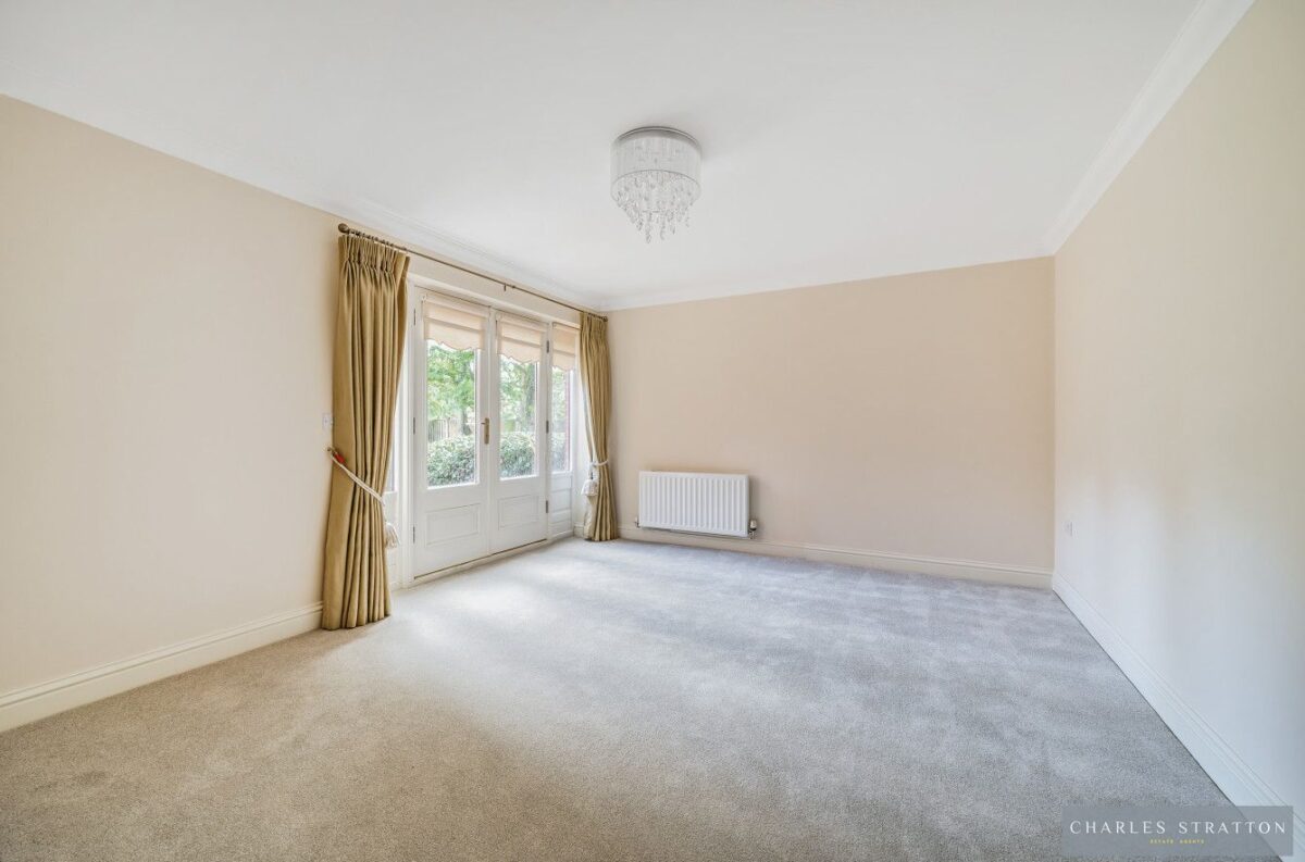 Highlands Apartments,  Gidea Park