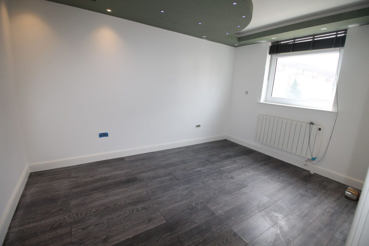 Flat , Peverel House, Stour Road, Dagenham