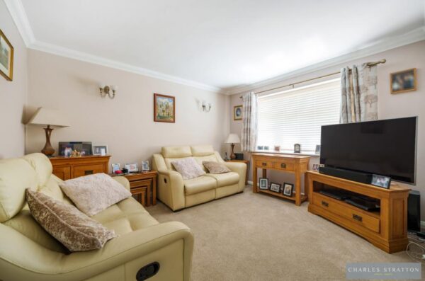 Balgores Lane, Gidea Park, Romford, RM2