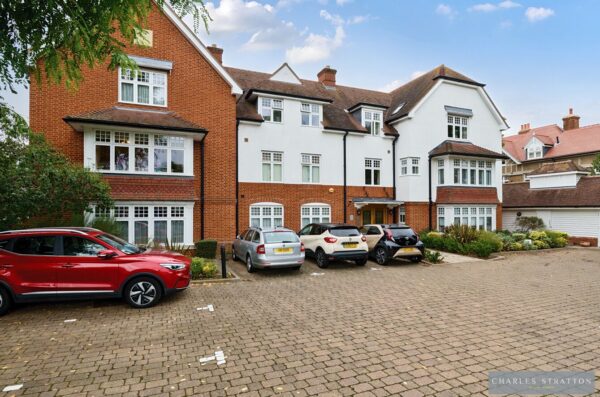 Highlands Apartments, Gidea Park