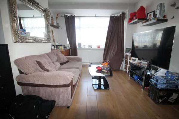 Frizlands Lane, Dagenham, Essex, RM10