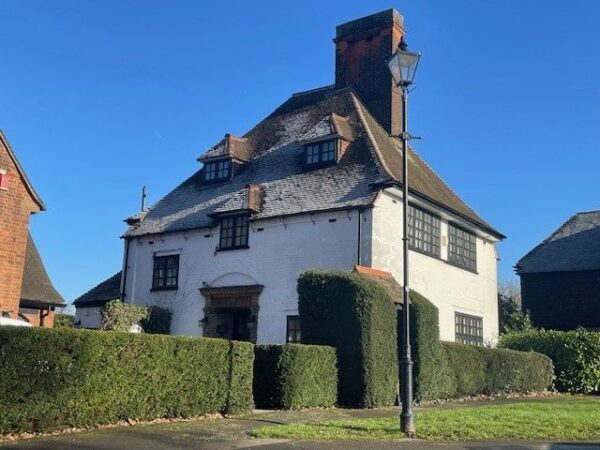 Reed Pond Walk, Gidea Park